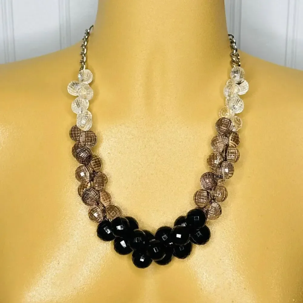 Vintage Faceted Lucite Bead Necklace Smokey Purple Taupe Plastic Graduated 4151